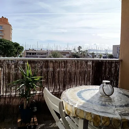 Sophia Summer Studio, Vue Cote Avec Clim Et Parking Lägenhet